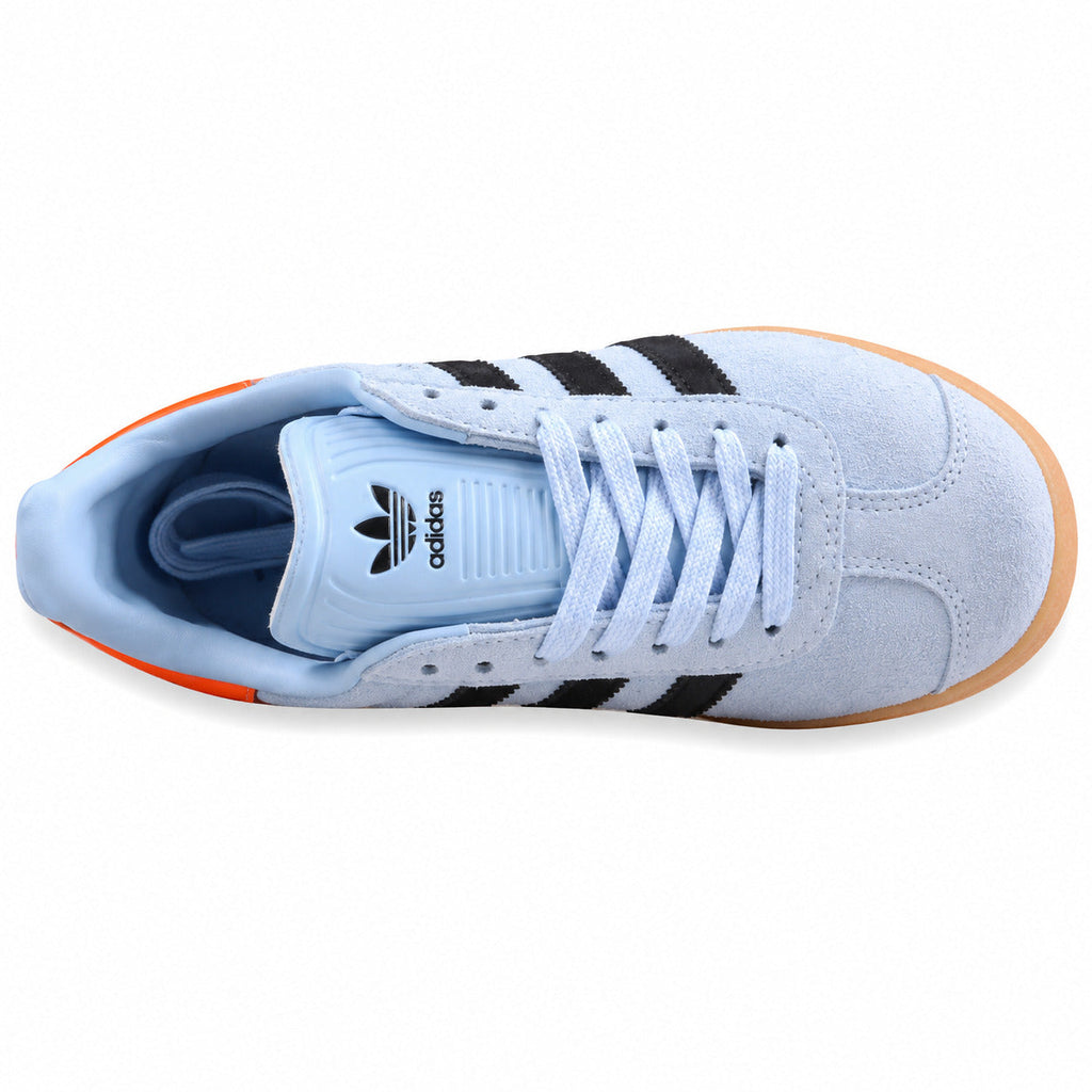Adidas Gazelle azul cielo preto laranja vista superior cordones