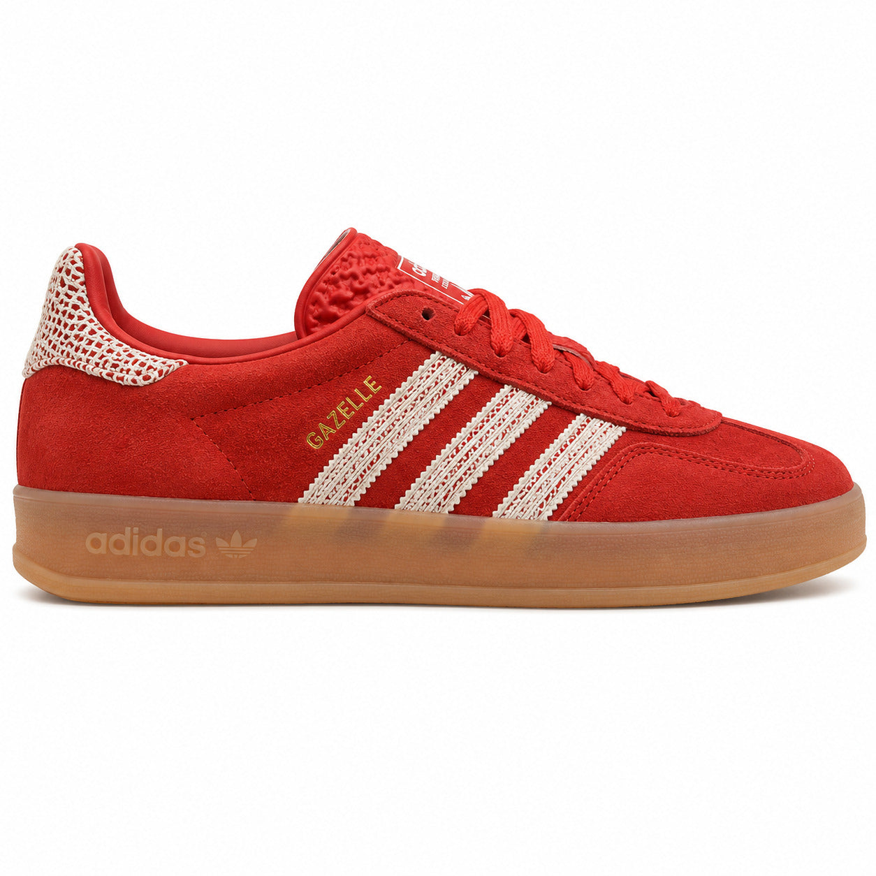 Adidas Gazelle Bold ante vermelho encaje crema suela gum lateral derecha