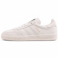 Adidas Gazelle Indoor triple branco pele perforado lateral izquierda