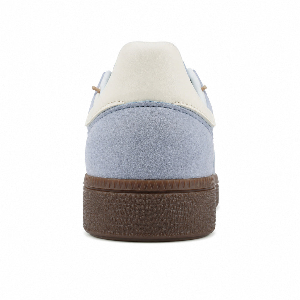 Adidas Handball Spezial azul cielo crema detalle talón suela borracha