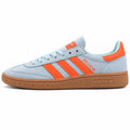Adidas Handball Spezial ante azul cielo laranja vista lateral derecha