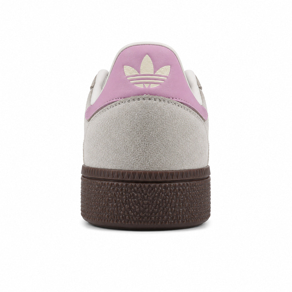Adidas Handball Spezial pana castanho detalle talón lila suela chocolate