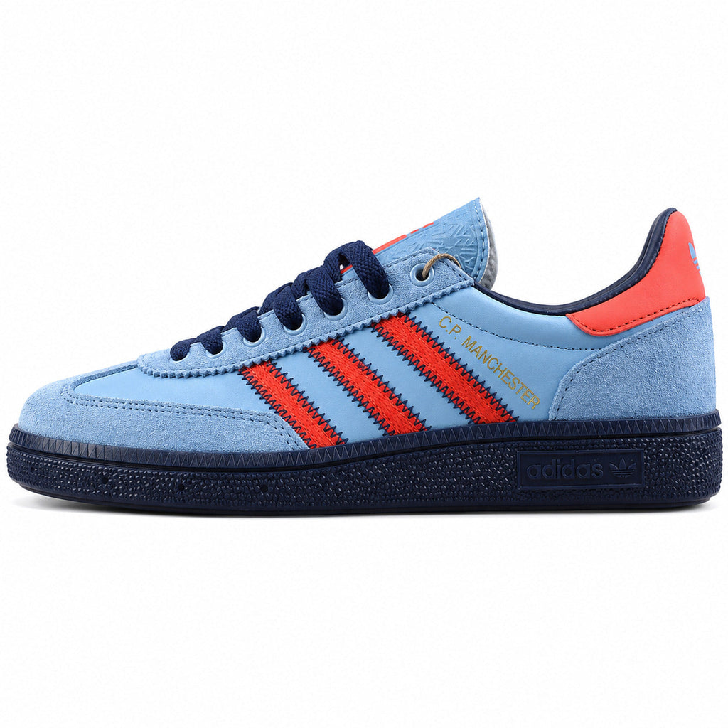 Adidas Handball Spezial x CP Company azul vermelho marino lateral izquierdo