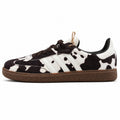 Adidas Samba OG pelo potro estampado vaca branco lateral izquierdo