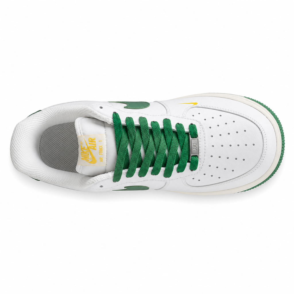 Nike Air Force 1 07 branco verde amarelo talón detalle bordado dourado