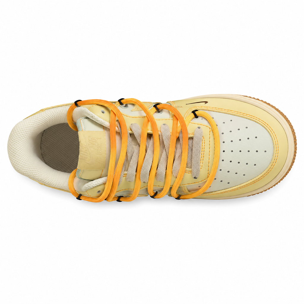 Nike Air Force 1 Low Garfield amarelo laranja vista superior cordones