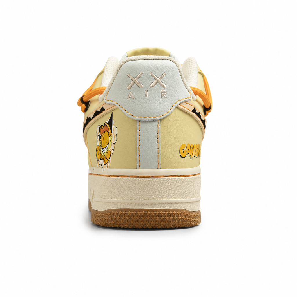 Nike Air Force 1 Low Garfield amarelo laranja talón detalle ilustración