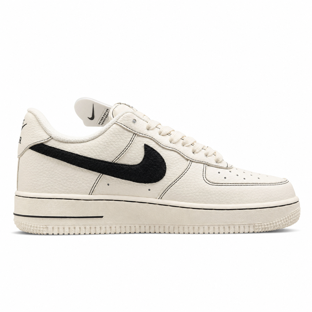 Nike Air Force 1 Low Light Bone preto lateral derecha