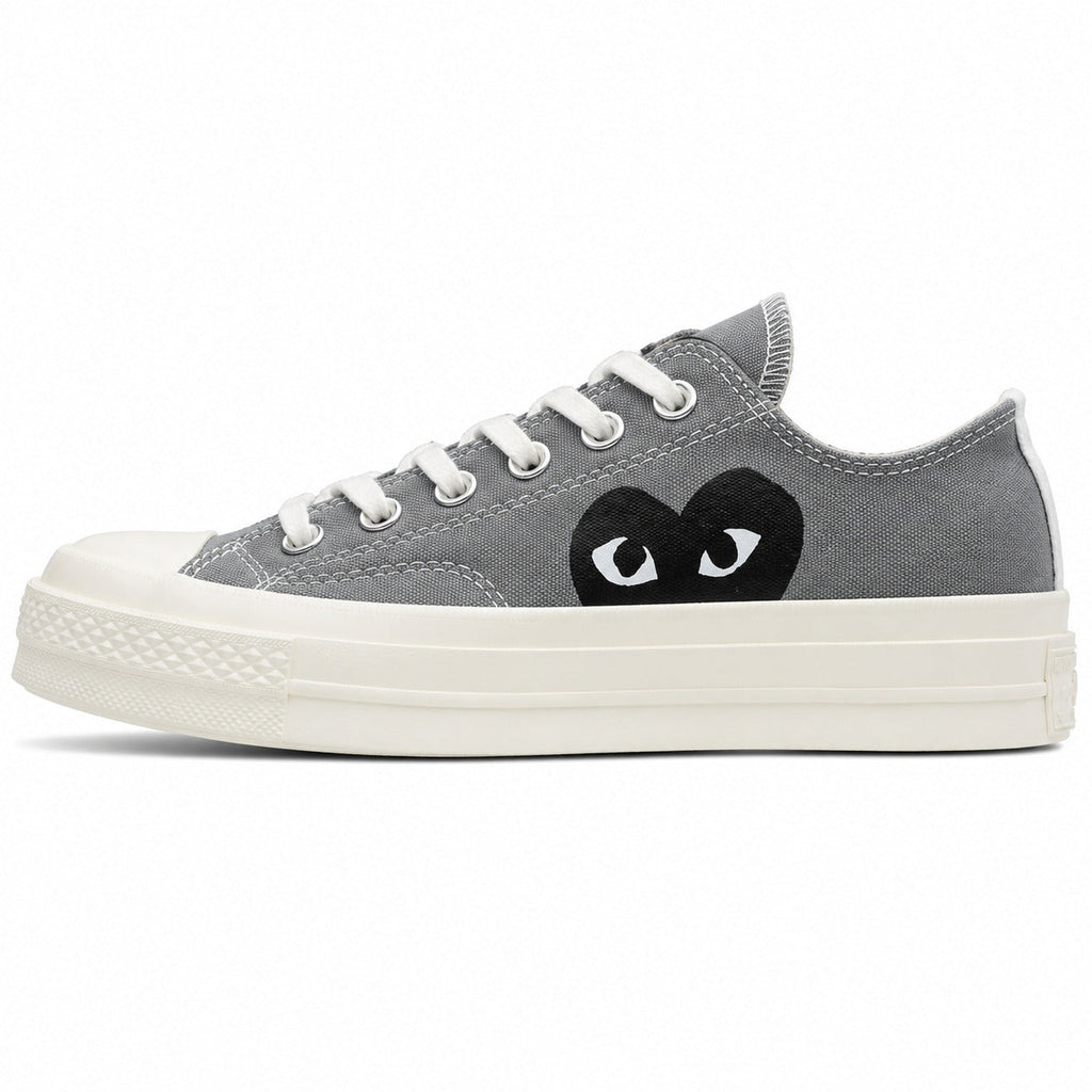 Converse CTAS 70 Low Platform x Comme des Garçons Play cinzento preto lateral izquierda