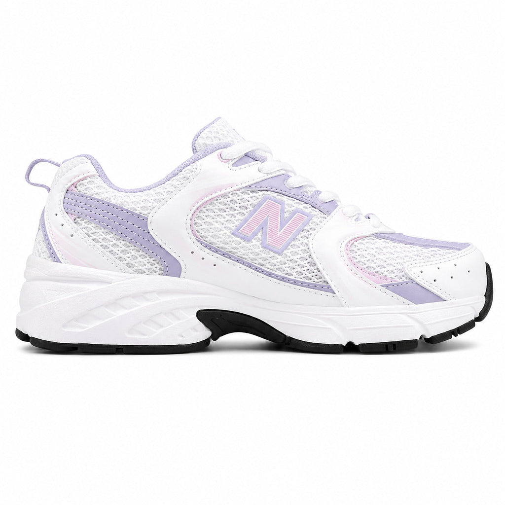 New Balance 530 branco lila vista lateral derecha
