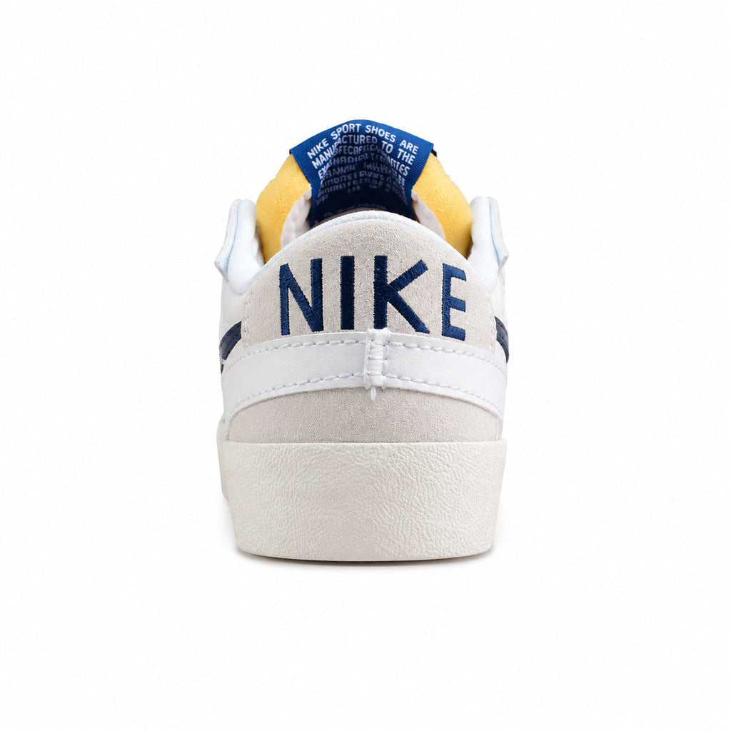 Nike Blazer Low 77 branco azul-marinho vista trasera