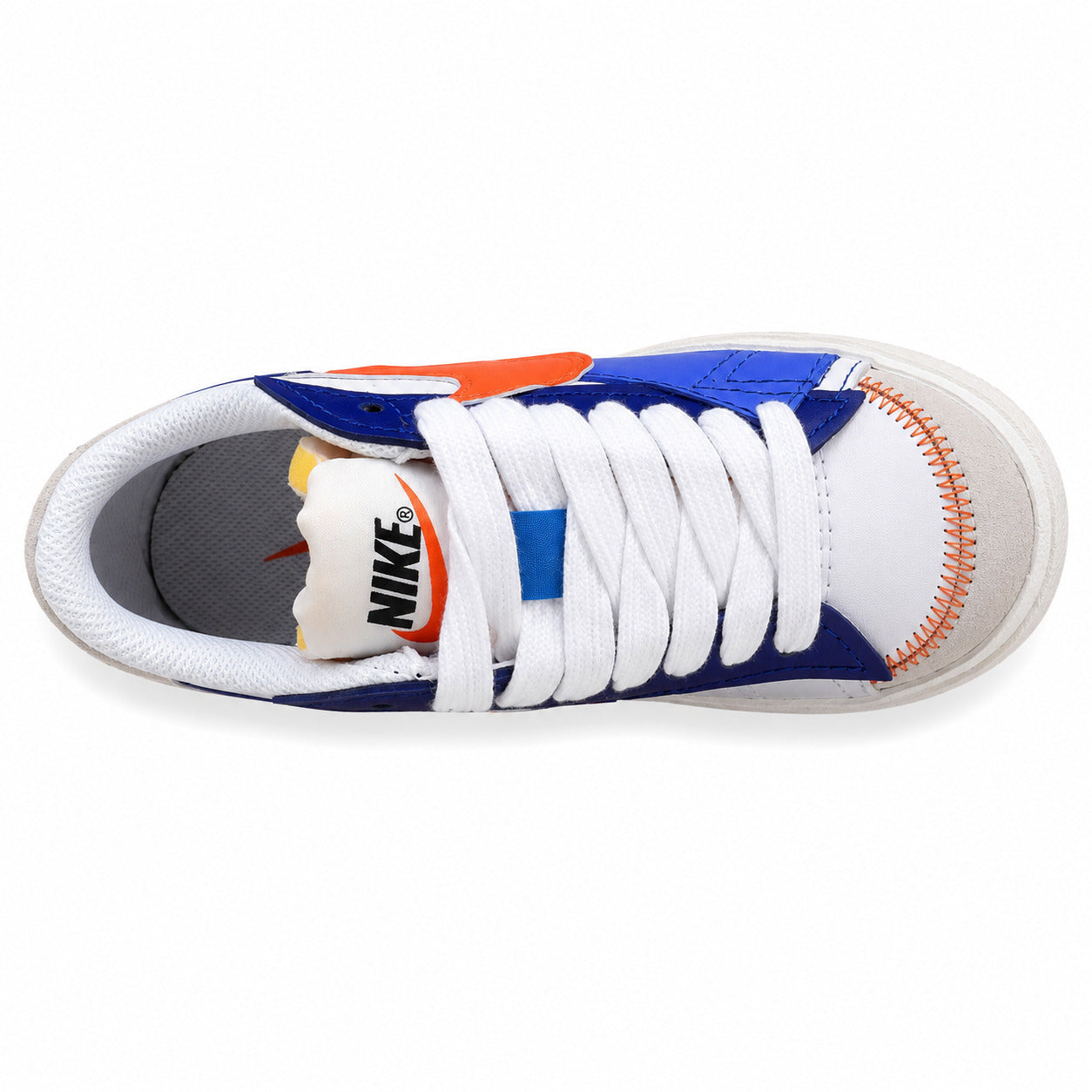 Nike Blazer Low 77 branco azul laranja vista superior