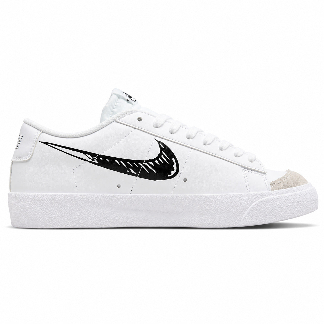 Nike Blazer Low 77 branco preto lateral derecha