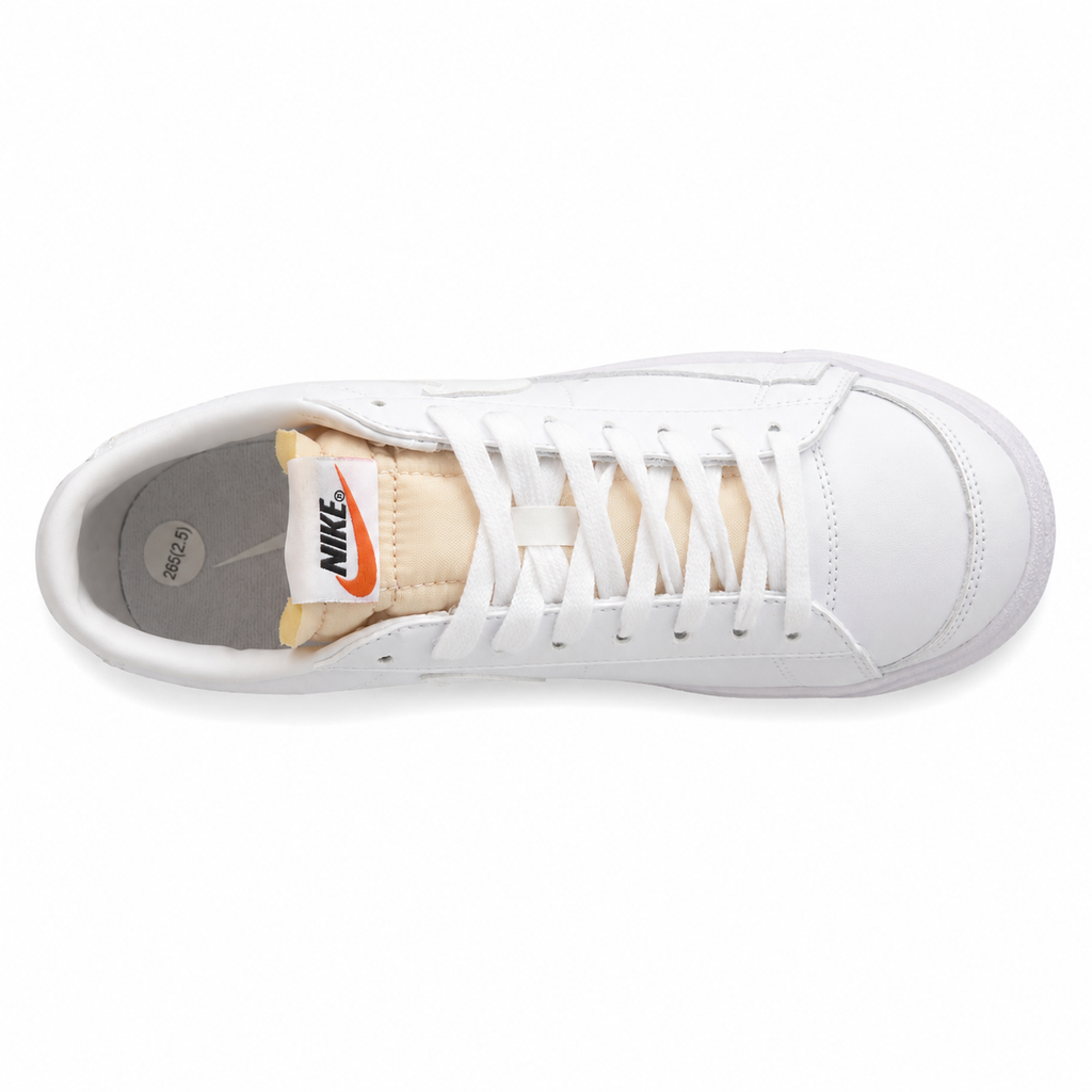 Nike Blazer Low 77 branco vista superior