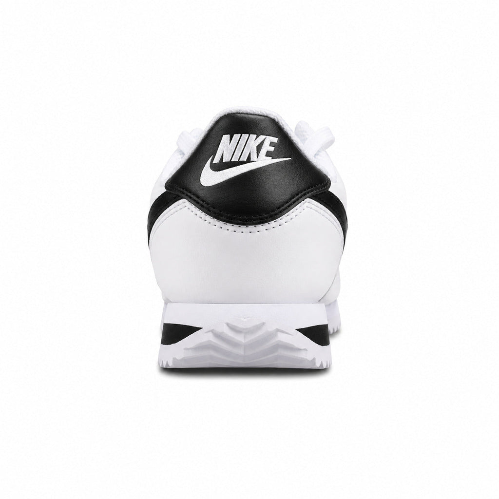 Nike Cortez branco preto detalle talón