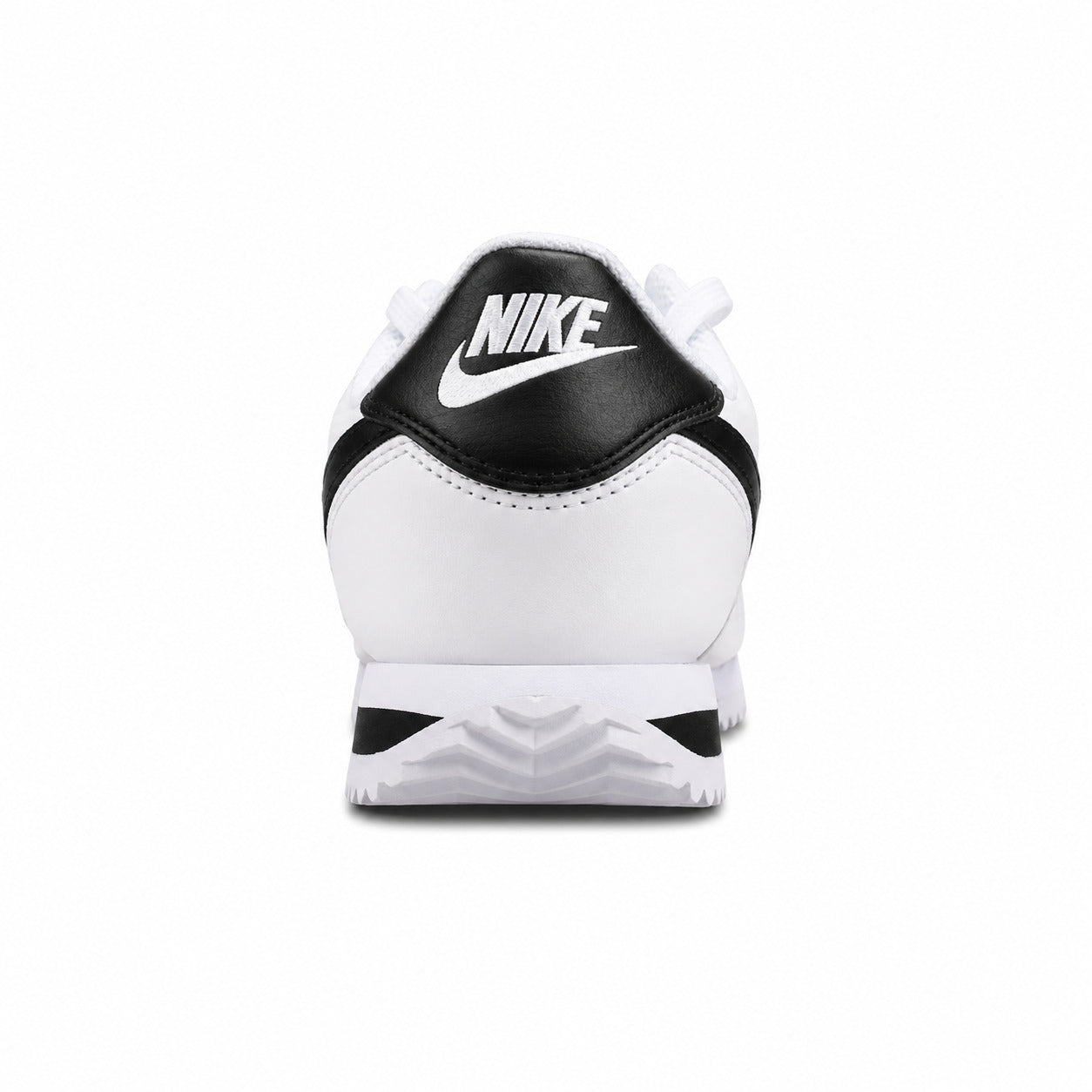 Nike Cortez branco preto detalle talón