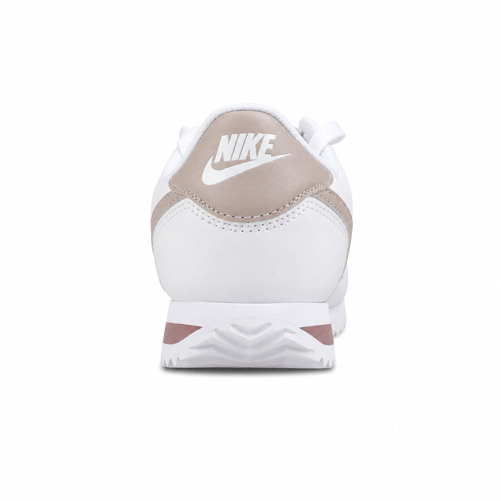 Nike Cortez branco topo detalle talón