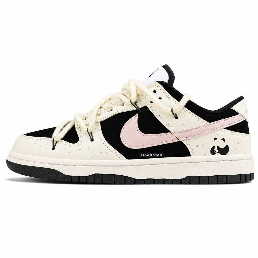 Nike Dunk Low crema preto rosa detalle panda lateral izquierda