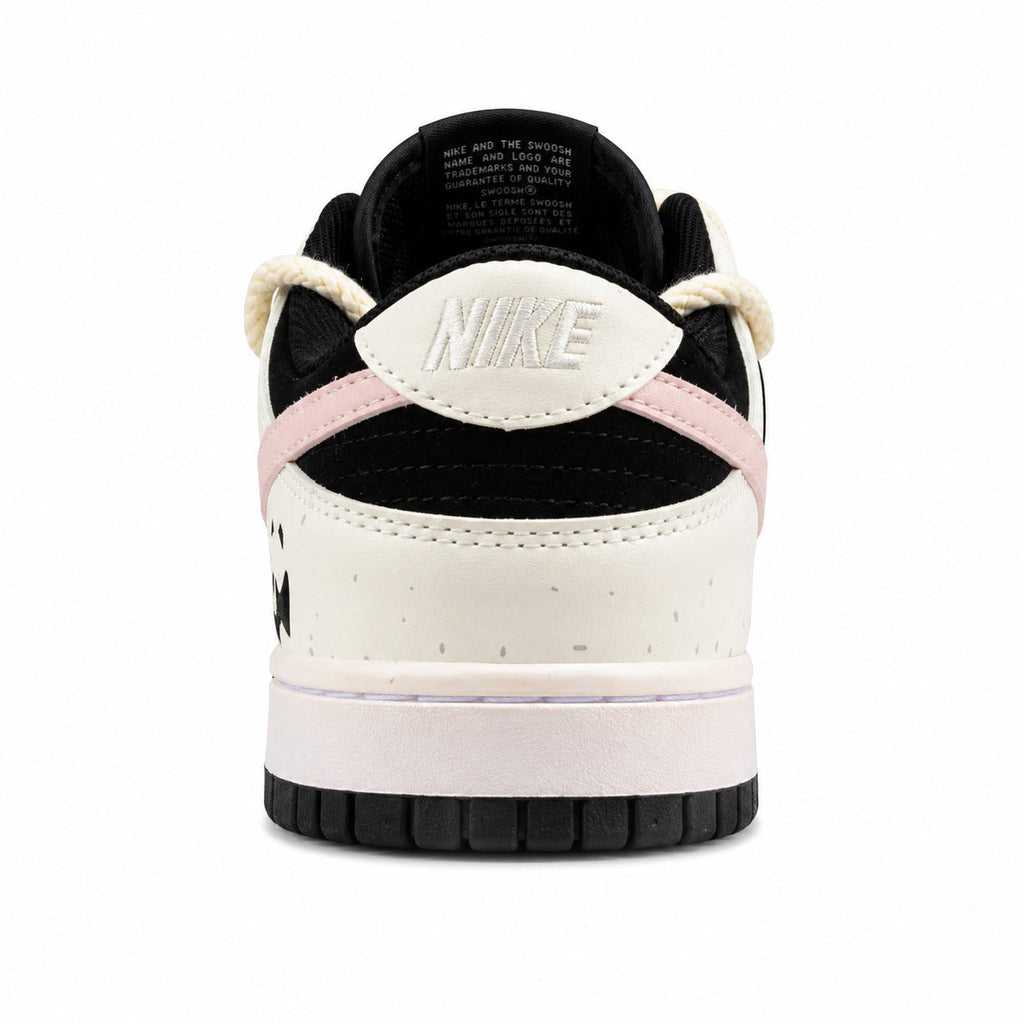 Nike Dunk Low crema preto rosa detalle panda talón