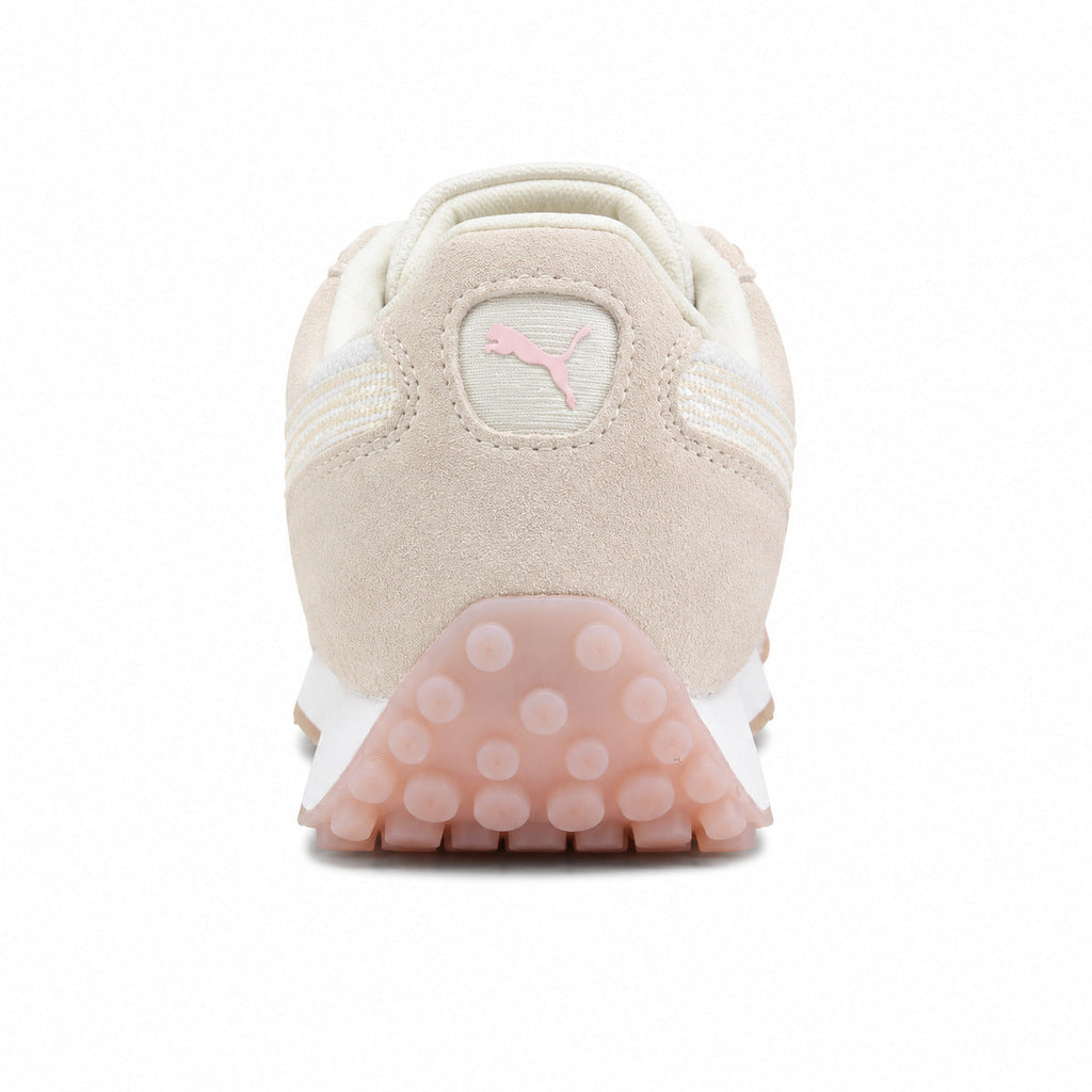 Puma Easy Rider Vintage branco crema malha detalle talón rosa