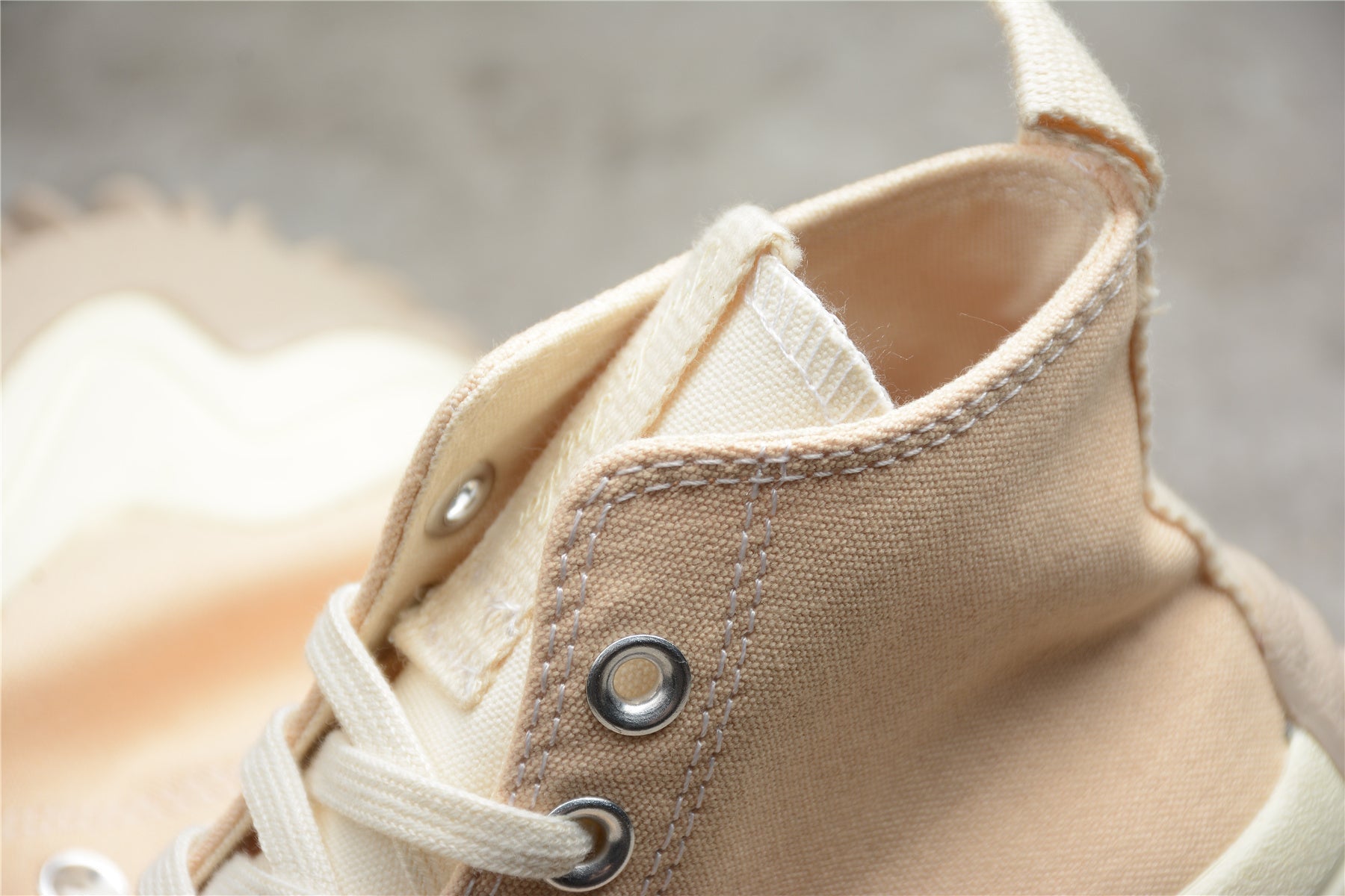 Essenza Rosa Run Star Motion HI Beige | sapatilhas Essenza Rosa