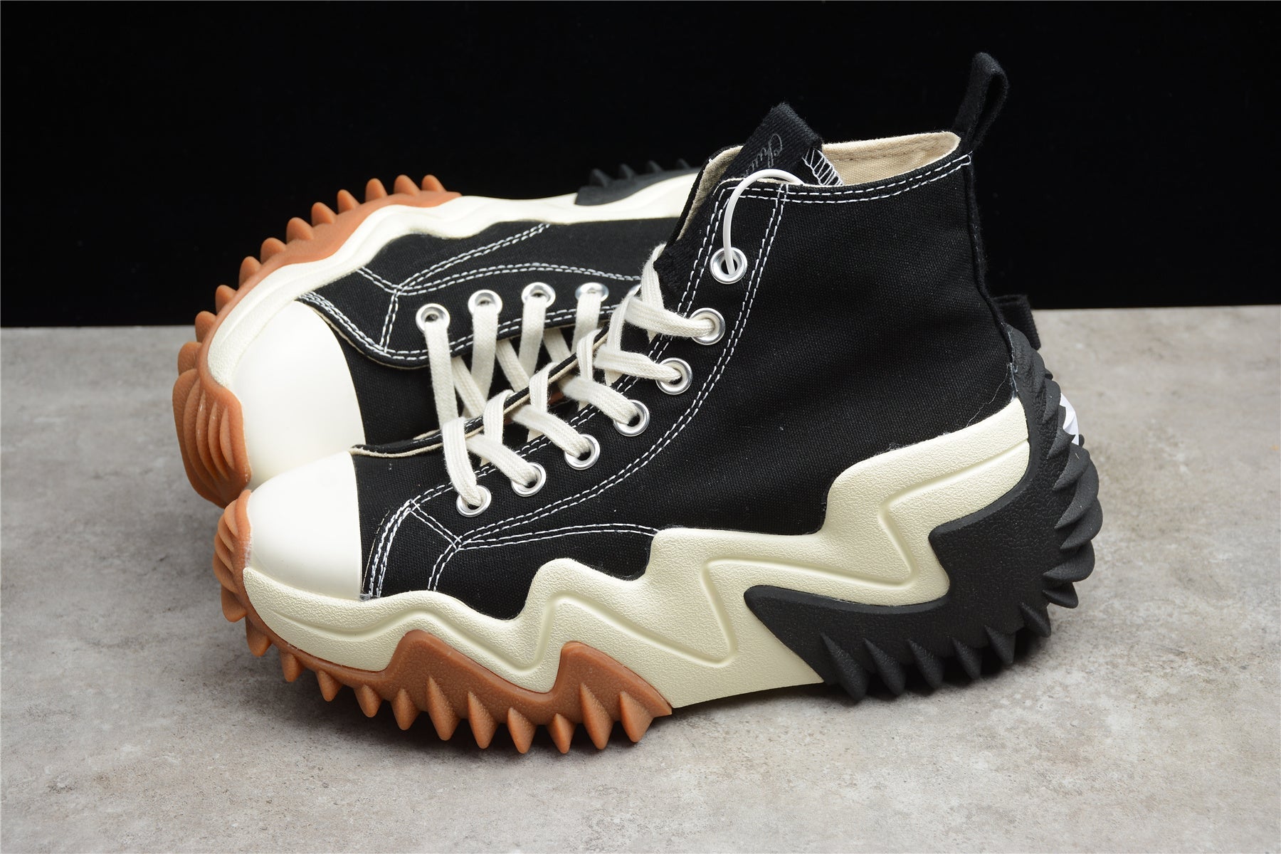 Essenza Rosa Run Star Motion HI Preto / Branco | sapatilhas Essenza Rosa
